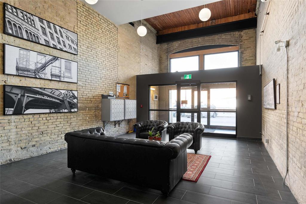 Property Photo: 132 James Avenue MB R3B 0N8