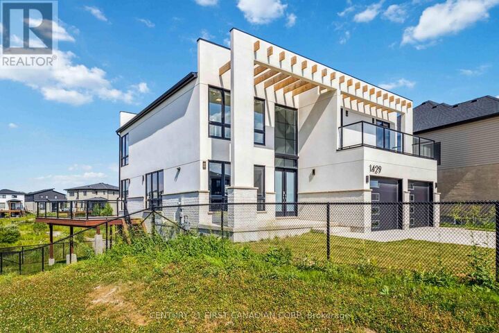 Property Photo:  1429 Medway Park Drive  ON N6G 0Z6 