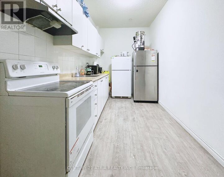 Property Photo: 29 Rosebank Drive 1101 ON M1B 5Y7