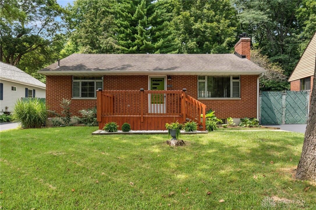 Property Photo:  2823 Lindale Avenue  OH 45414