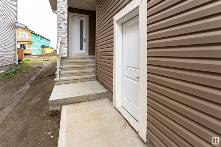 Property Photo: 145 Graybriar Drive AB T7Z 0M7