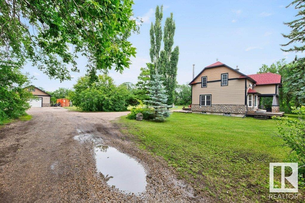 Property Photo: 26542 Twp Road 504 AB T9E 3X1