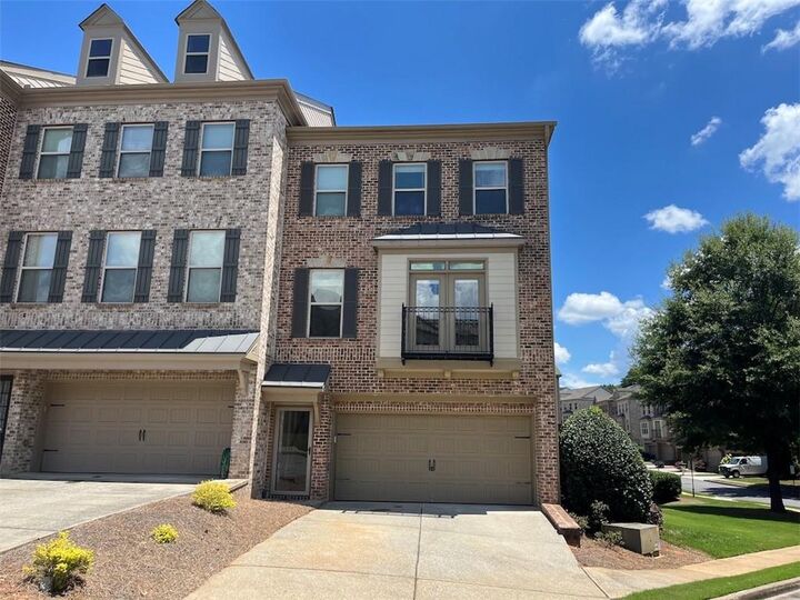 2785 Blakely Drive  Suwanee GA 30024 photo