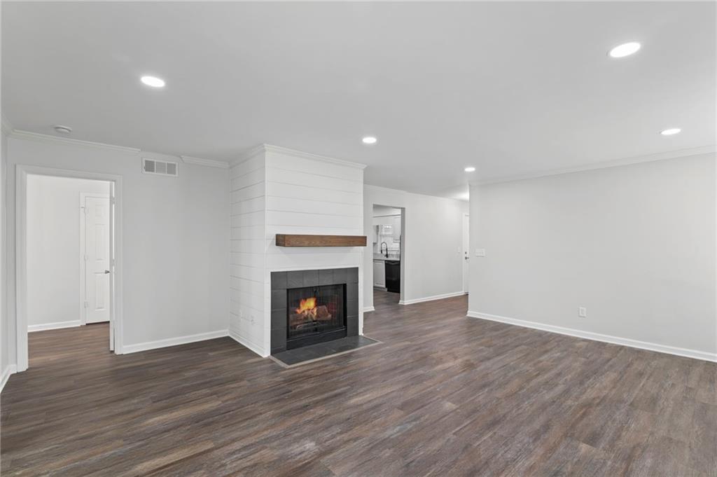 Property Photo: 600 Bedfort Drive GA 30096