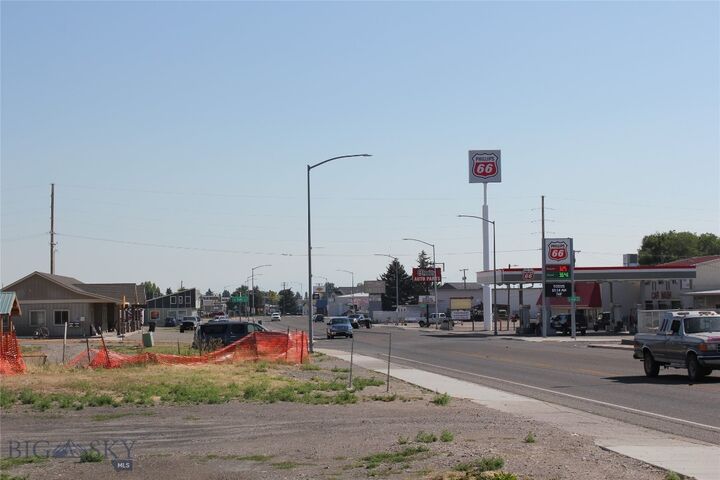 Property Photo:  343 N Montana  MT 59725 