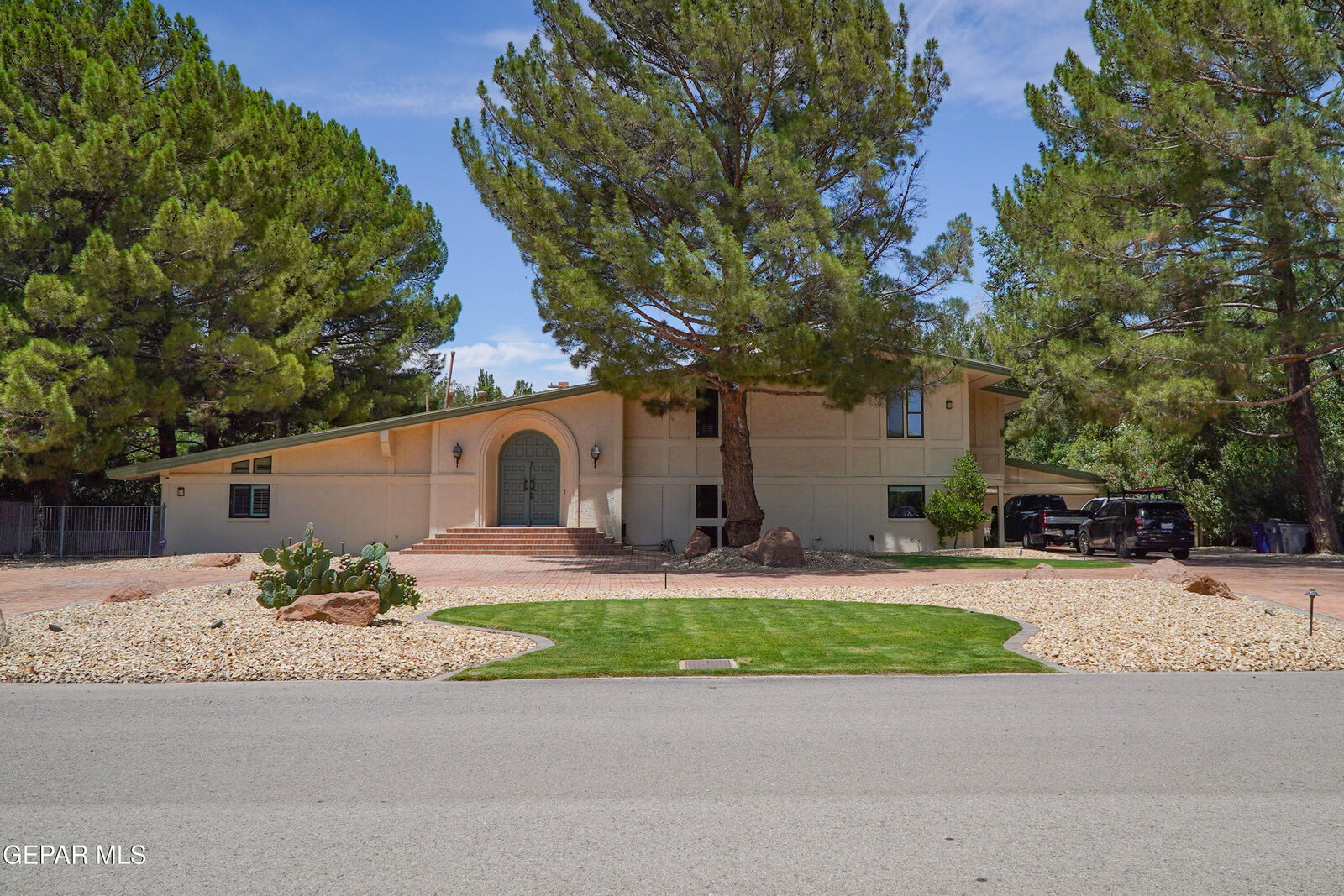 Property Photo: 742 Coeur Dalene Circle TX 79922