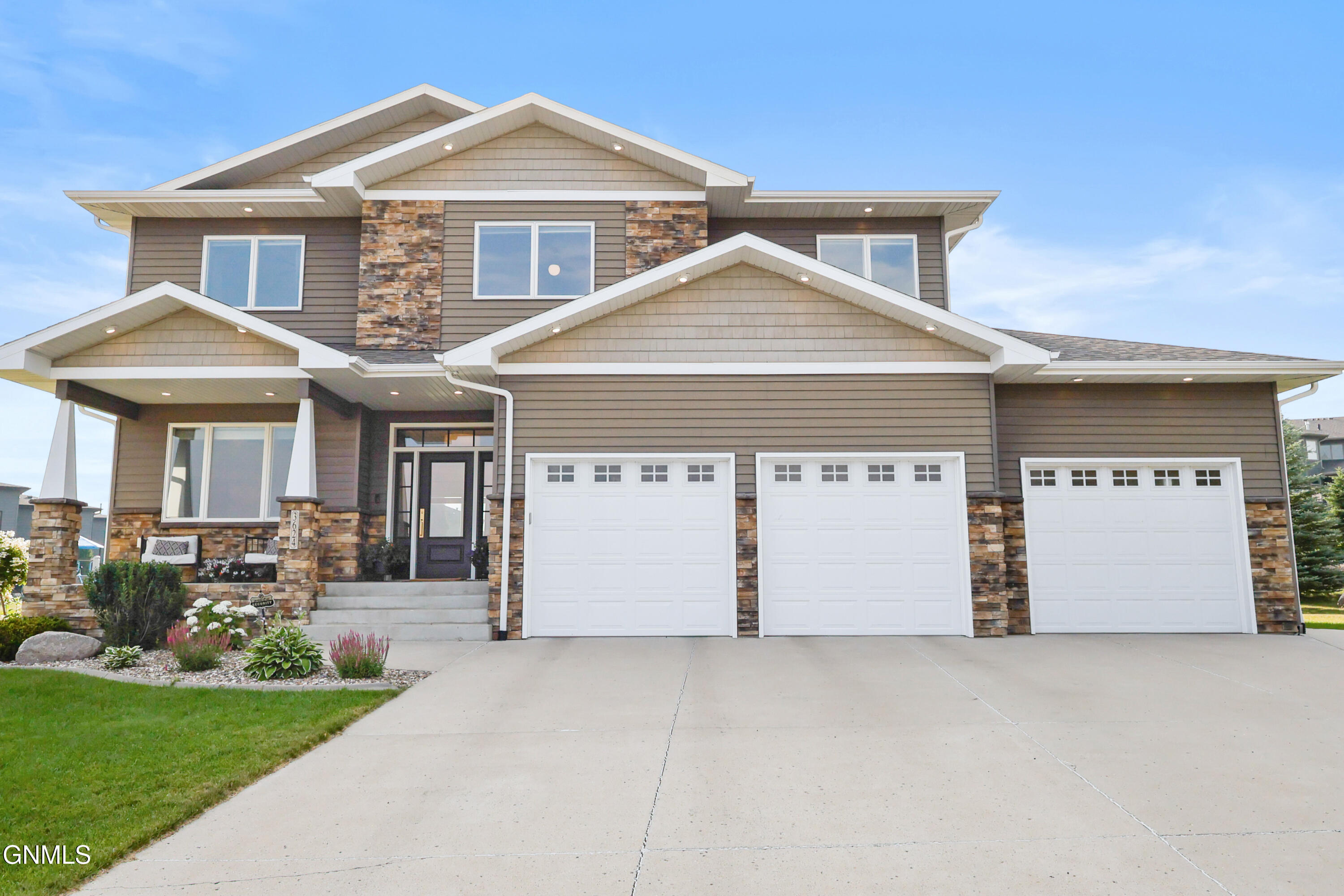 Property Photo:  3624 Chisholm Place  ND 58503 