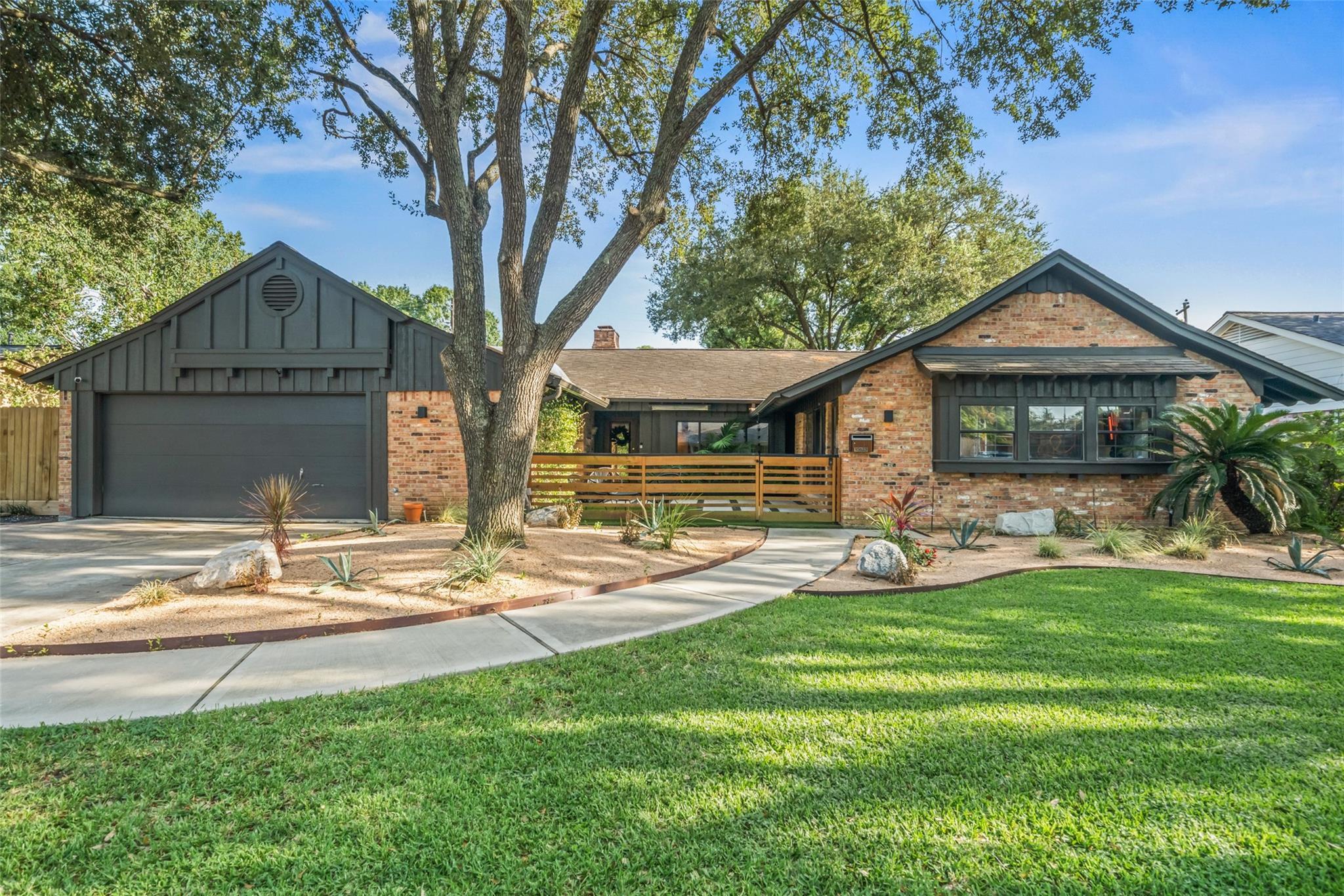Property Photo: 10623 Olympia Drive TX 77042