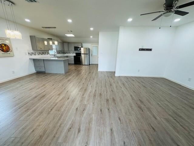 Property Photo:  229 E Washington Street  TX 77422 