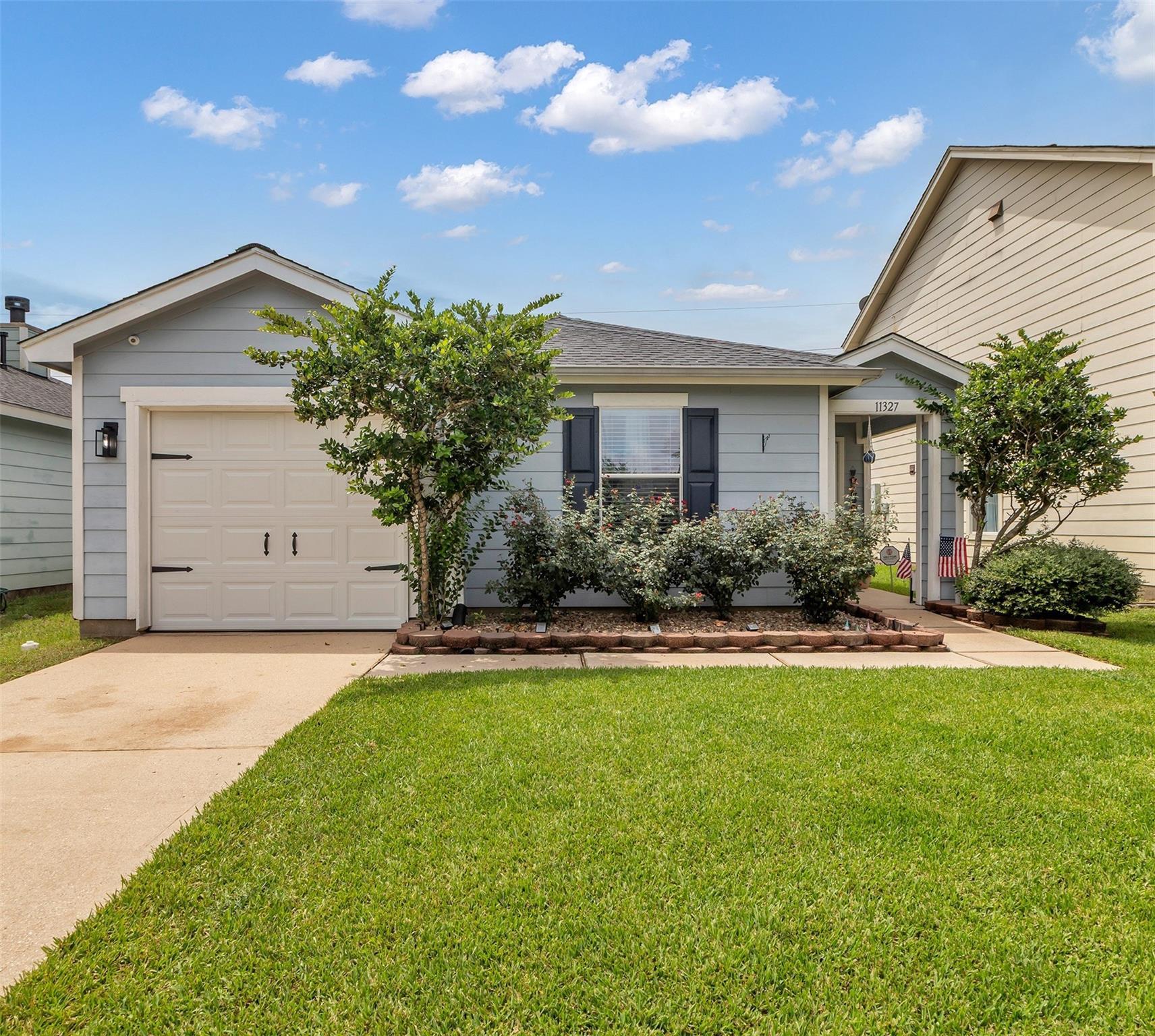 Property Photo: 11327 Log Cabin Lane TX 77375