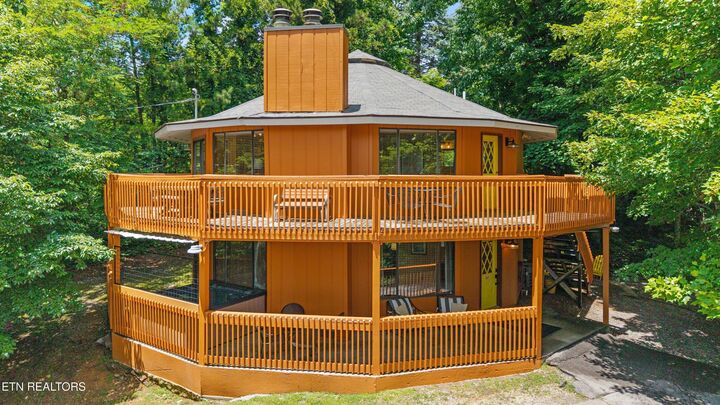 1318 Garrett Drive  Gatlinburg TN 37738 photo