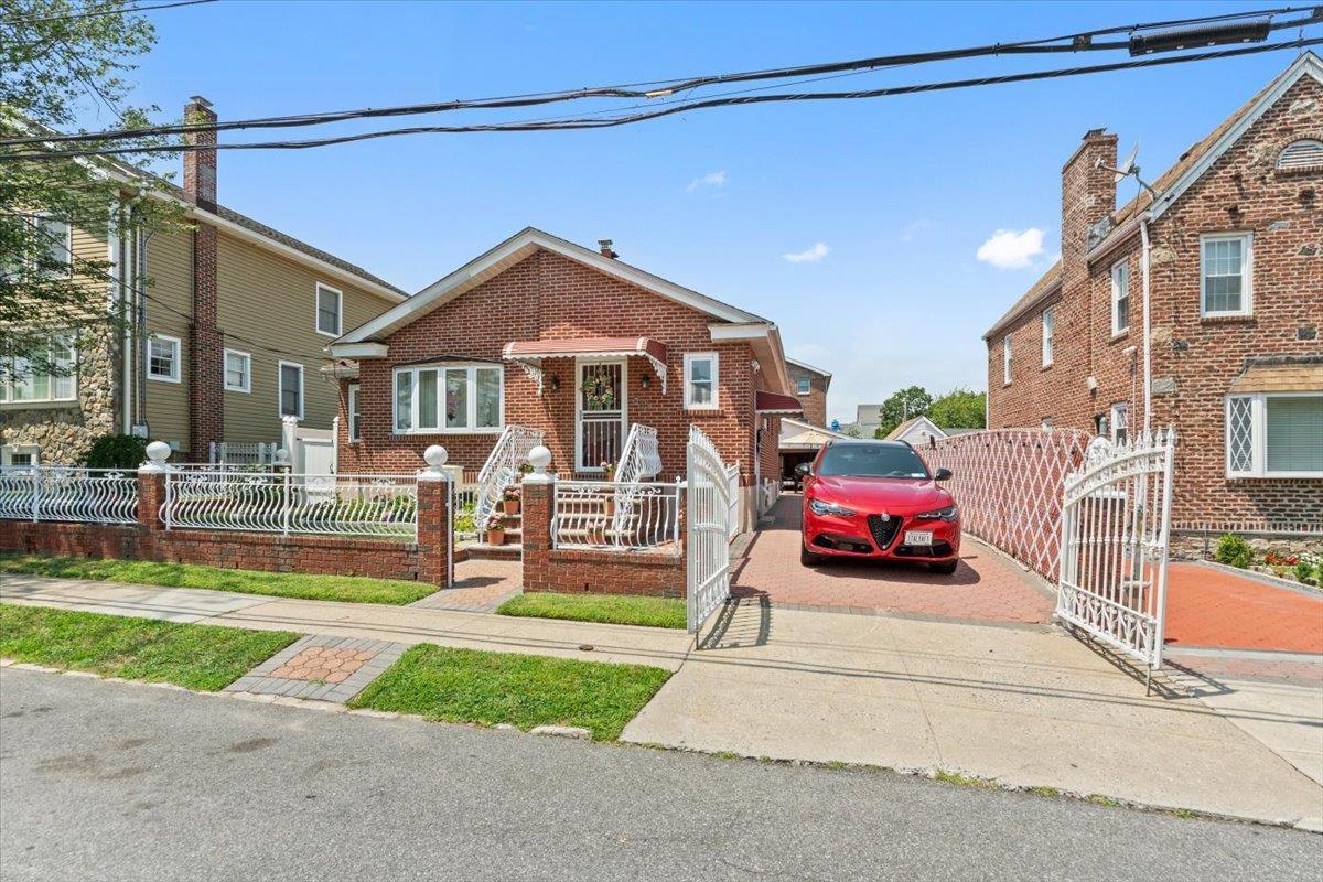 Property Photo: 15 Sumner Avenue NY 10704