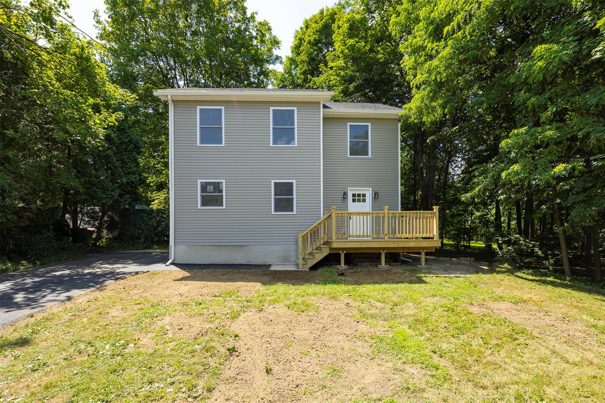 Property Photo:  52 Spackenkill Road  NY 12603 