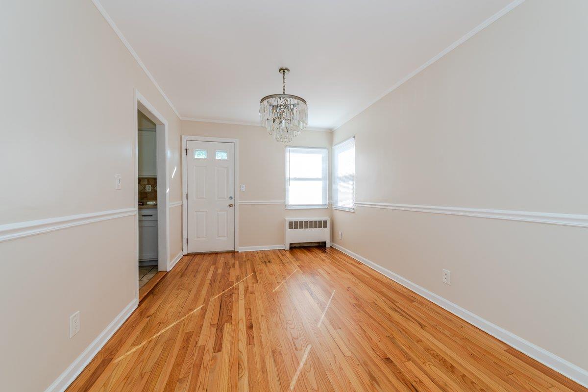 Property Photo: 1009 Brinsmade Avenue NY 10465