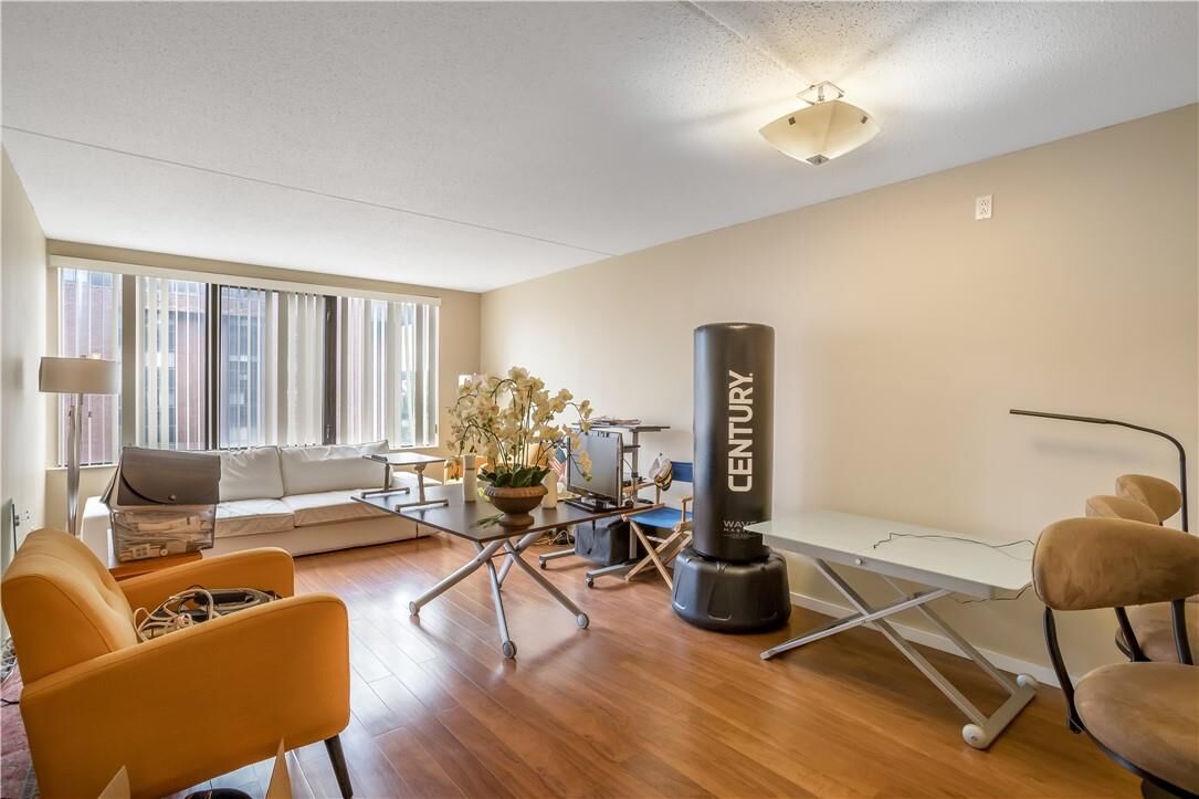 Property Photo: 4 Martine Avenue 809 NY 10606