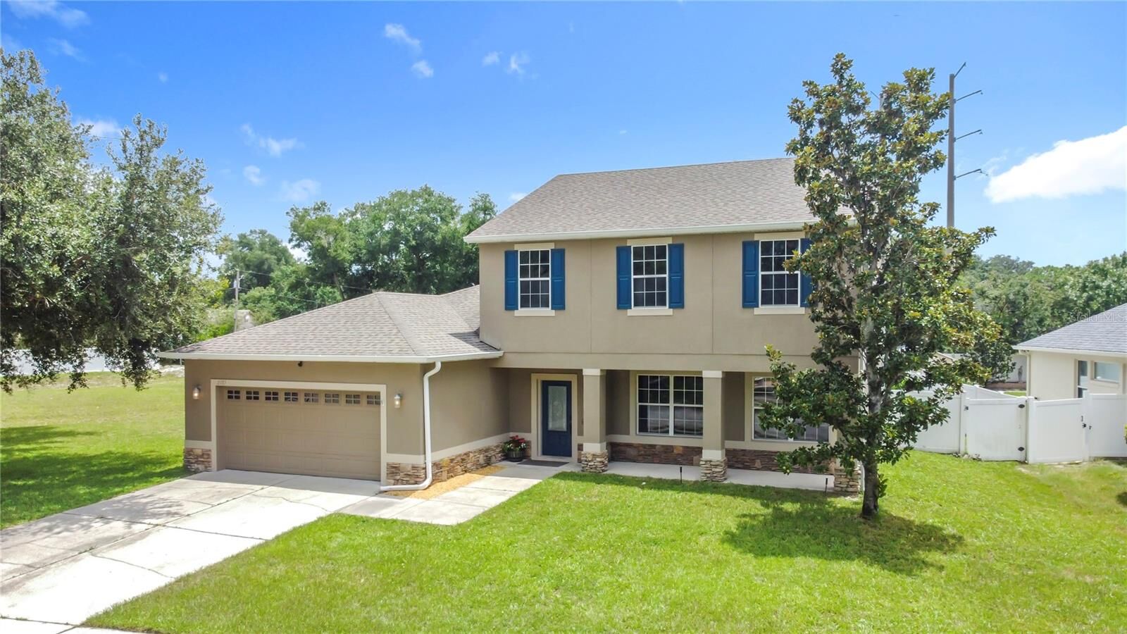 Property Photo: 2383 Winding Cove FL 32765