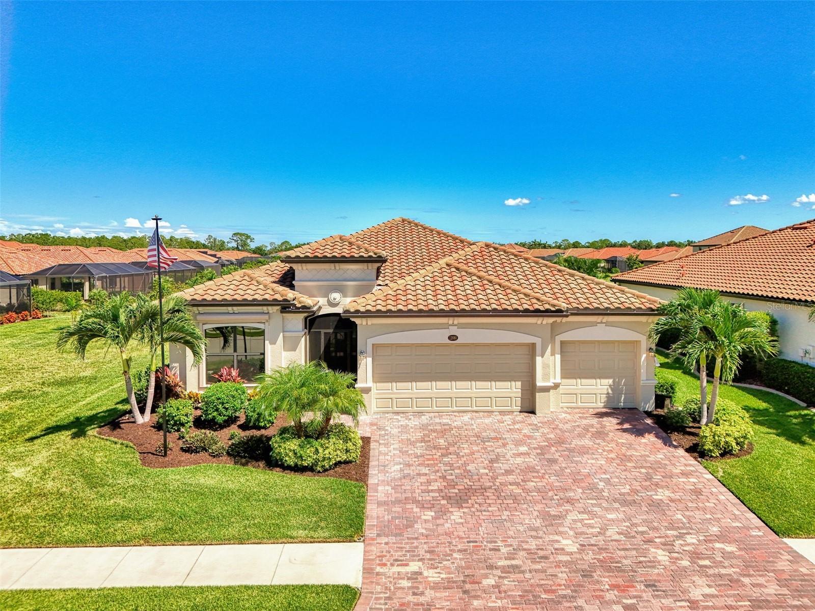 Property Photo: 12880 Basilica Drive FL 34293