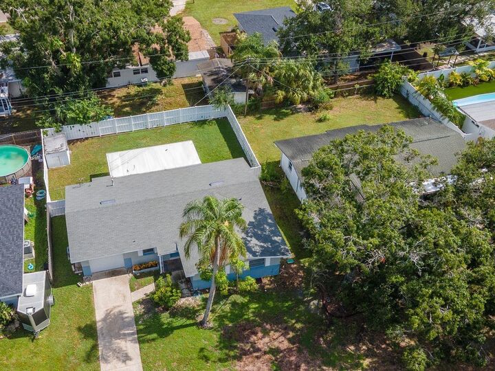 Property Photo:  4717 W Coachman Avenue  FL 33611 