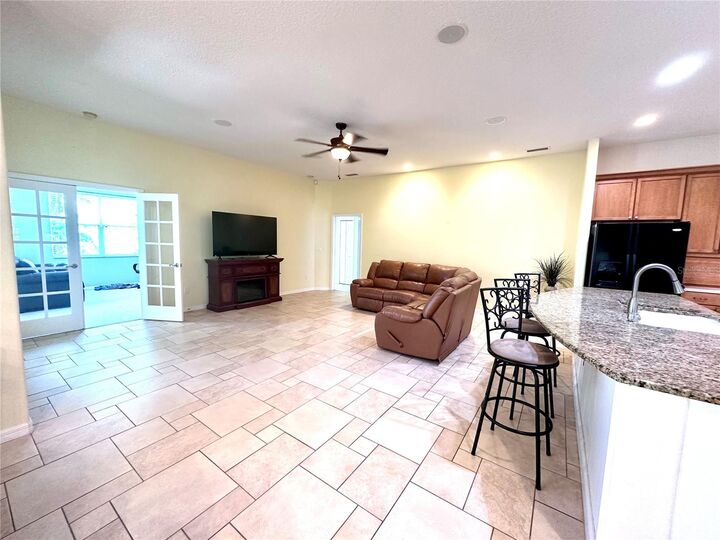 Property Photo: 20575 Nettleton St FL 32833