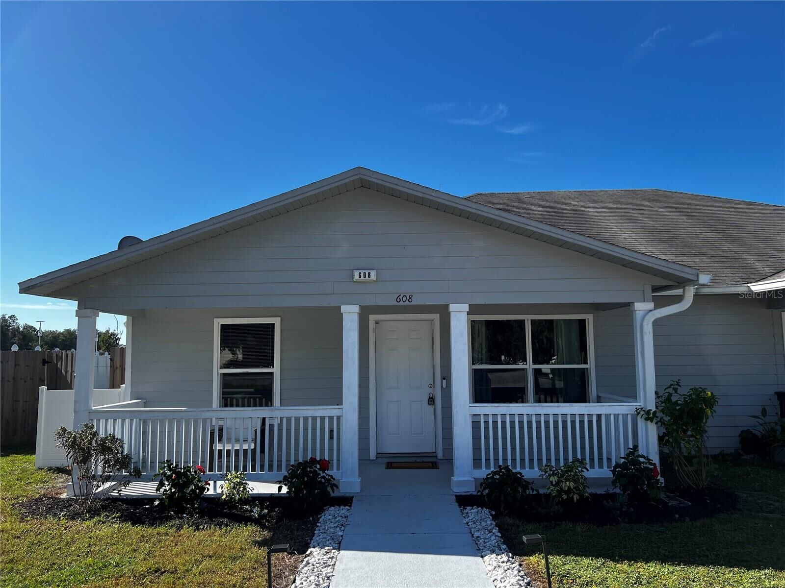 Property Photo:  608 Pineville Lane  FL 33810 