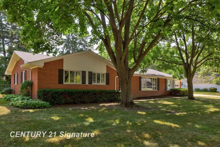 Property Photo: 1330 Lathrup Avenue MI 48638