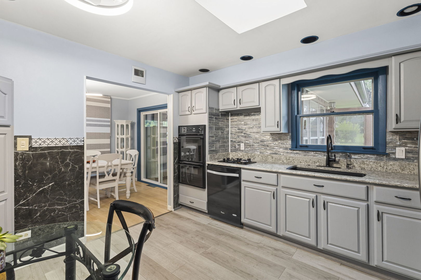 Property Photo: 13064 S 71st Avenue IL 60463
