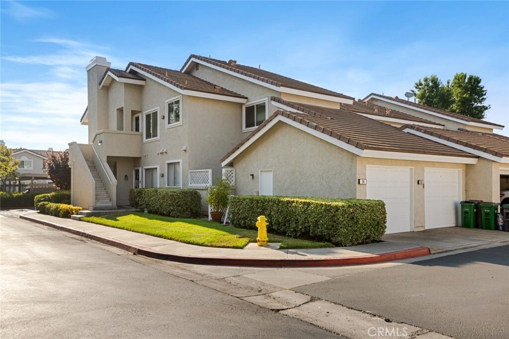 Property Photo: 36 Greenmoor 18 CA 92614