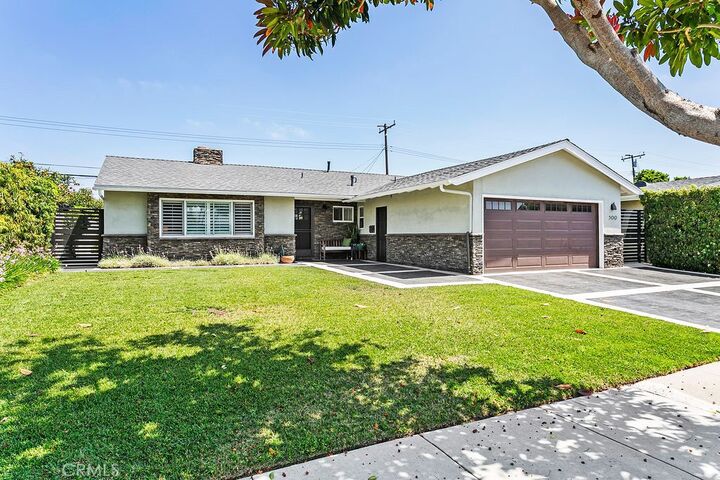300 Bucknell Road  Costa Mesa CA 92626 photo