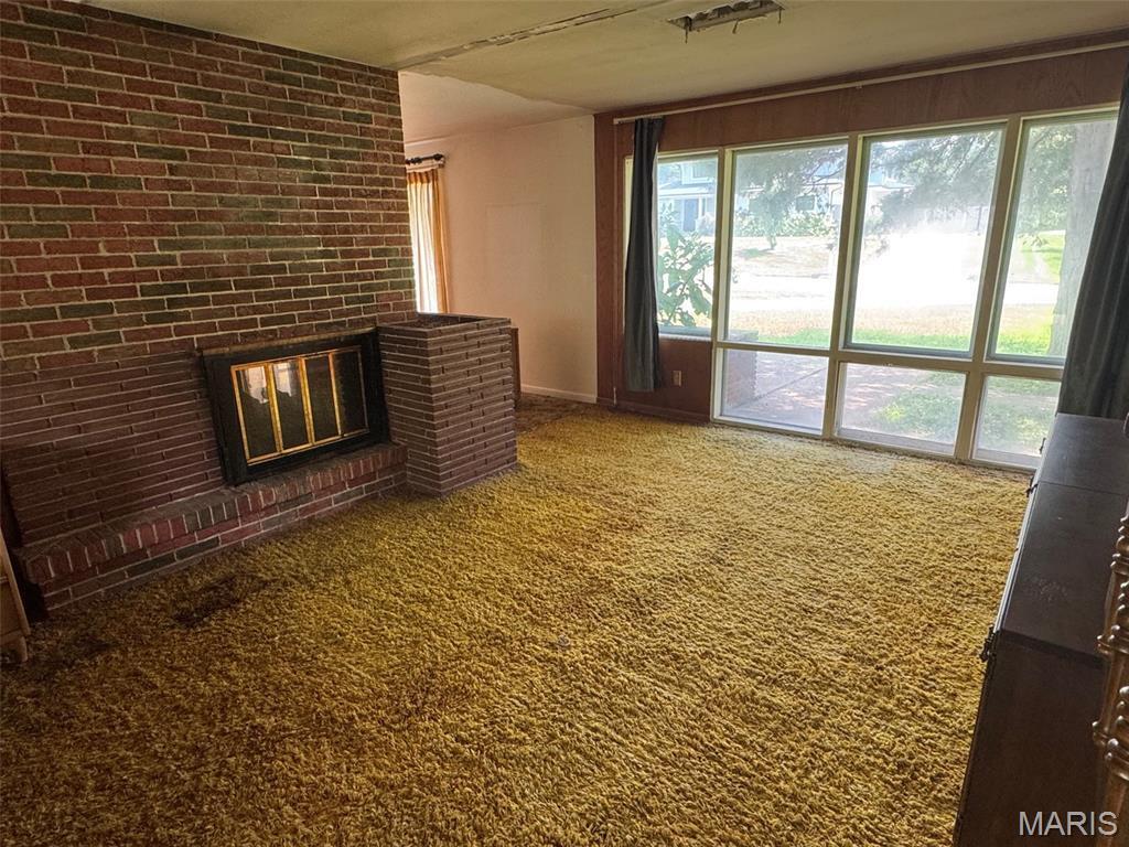 Property Photo: 101 Stoneyside Lane MO 63132