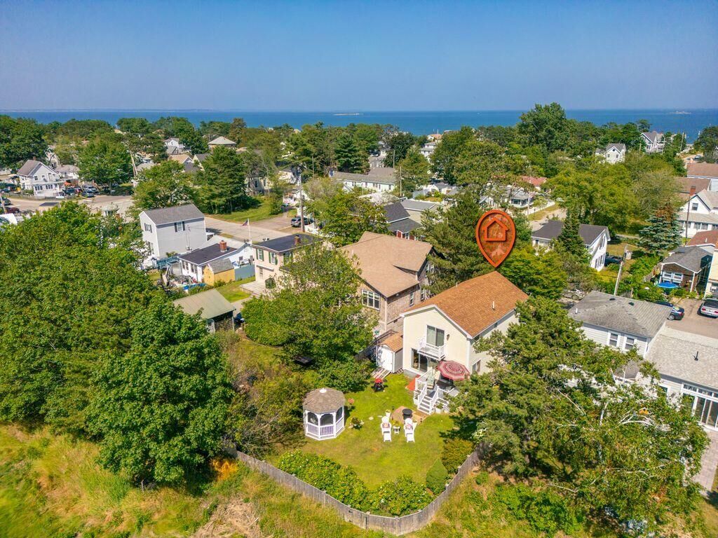 Property Photo: 18 Camp Ellis Avenue ME 04072