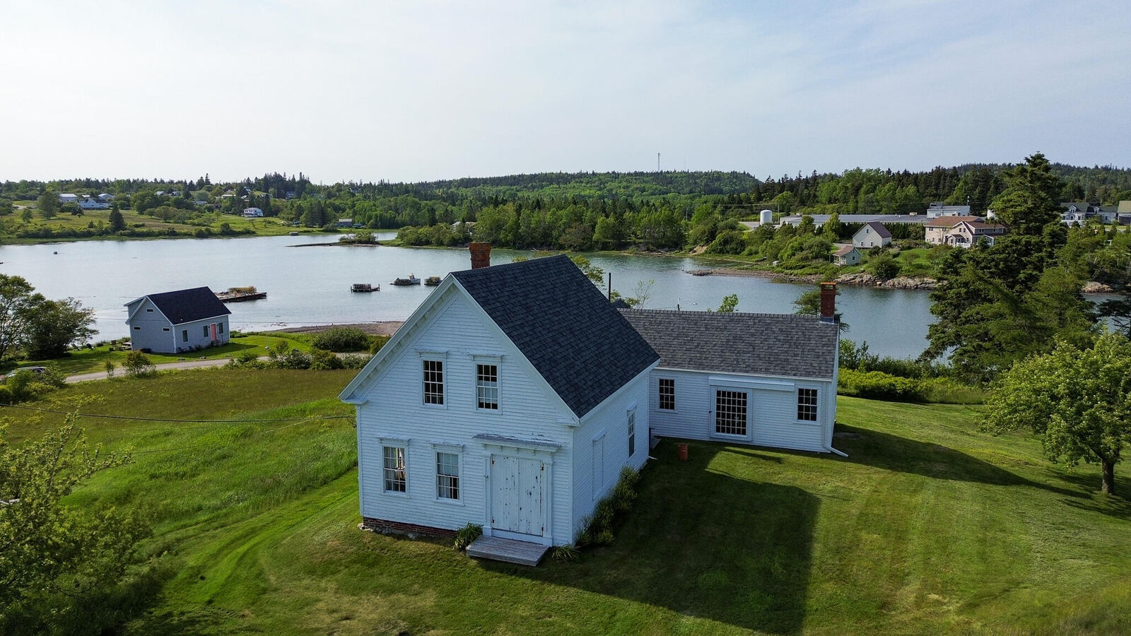 Property Photo:  132 Pettegrow Point Road  ME 04655 