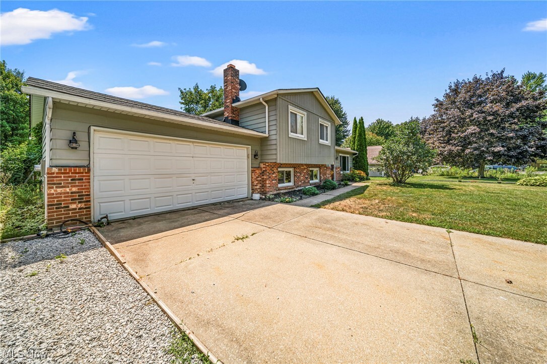 Property Photo: 5742 Abiding Way OH 44057