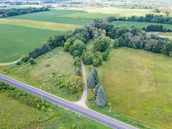 Property Photo:  3882 Chippewa Road  MN 55357 