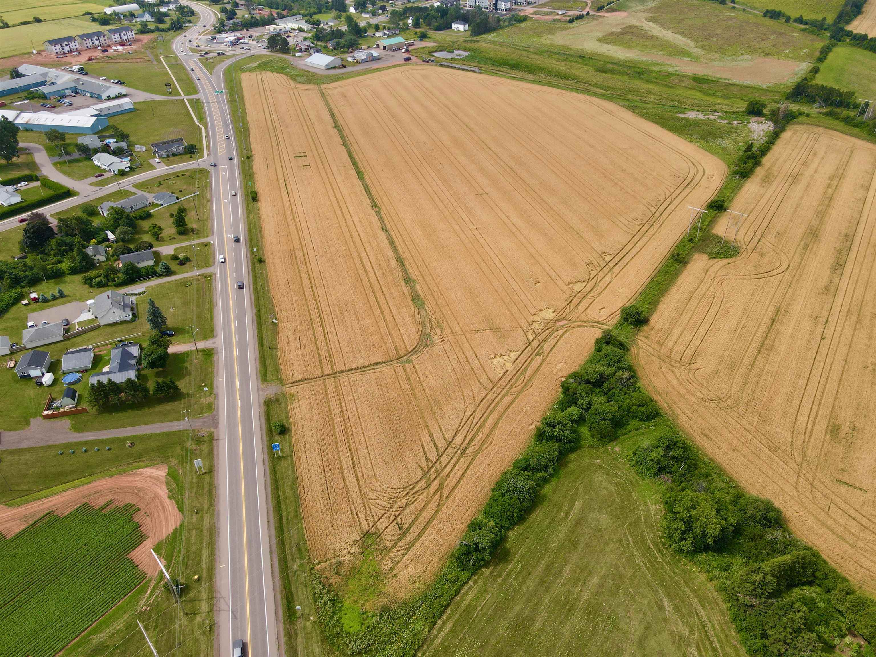 Property Photo:  700 Read Drive  PE C1N 4J5 