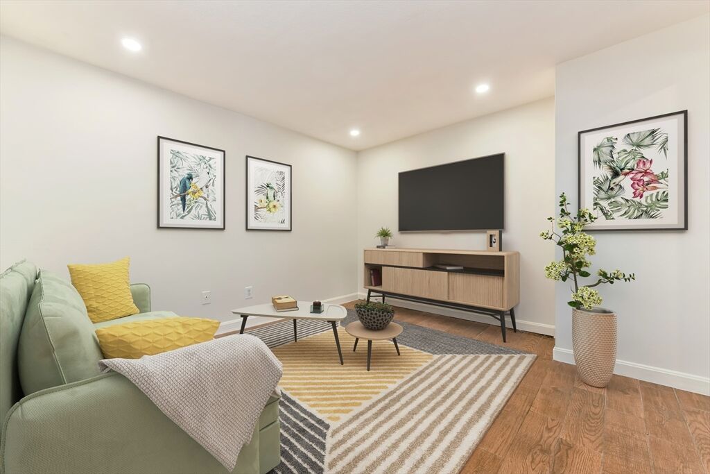 Property Photo: 51 Belmont St 1 MA 02129