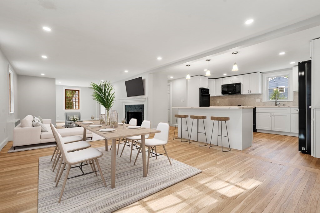 Property Photo:  10 Millwood St  MA 01701 