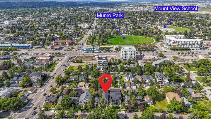 Property Photo:  420 14 Avenue NE  AB T2E 1E5 