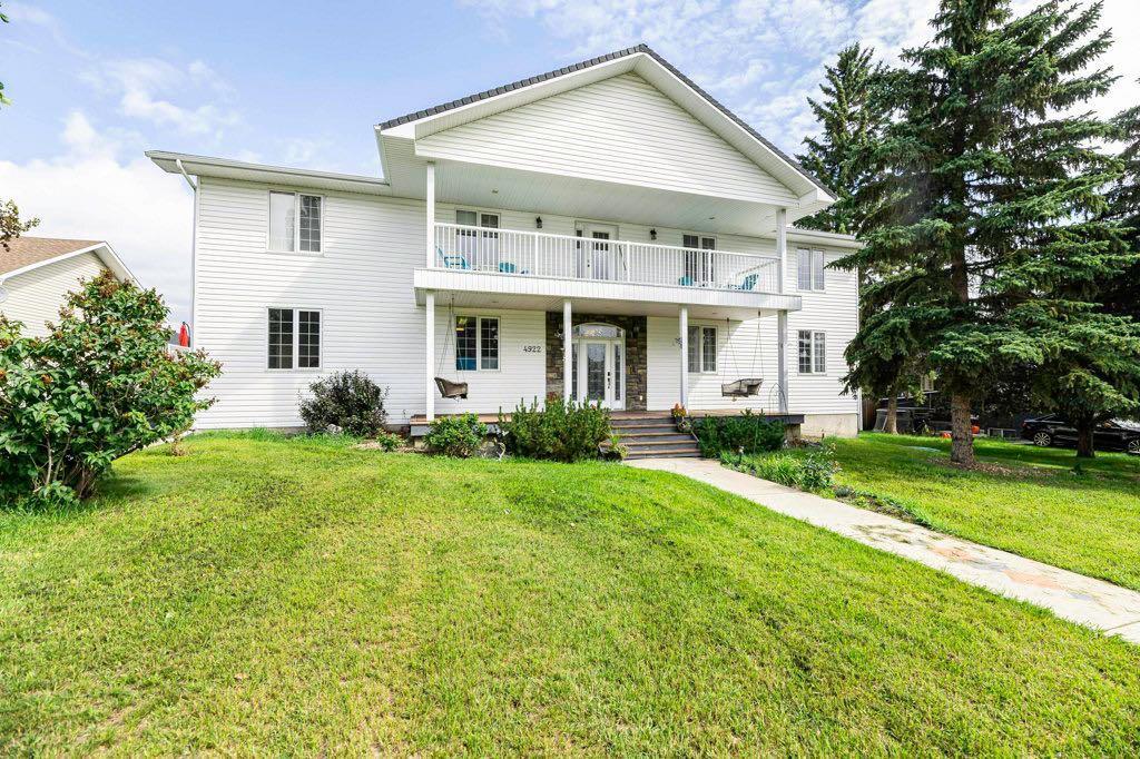 Property Photo:  4922 College Avenue  AB T4L 1Z2 