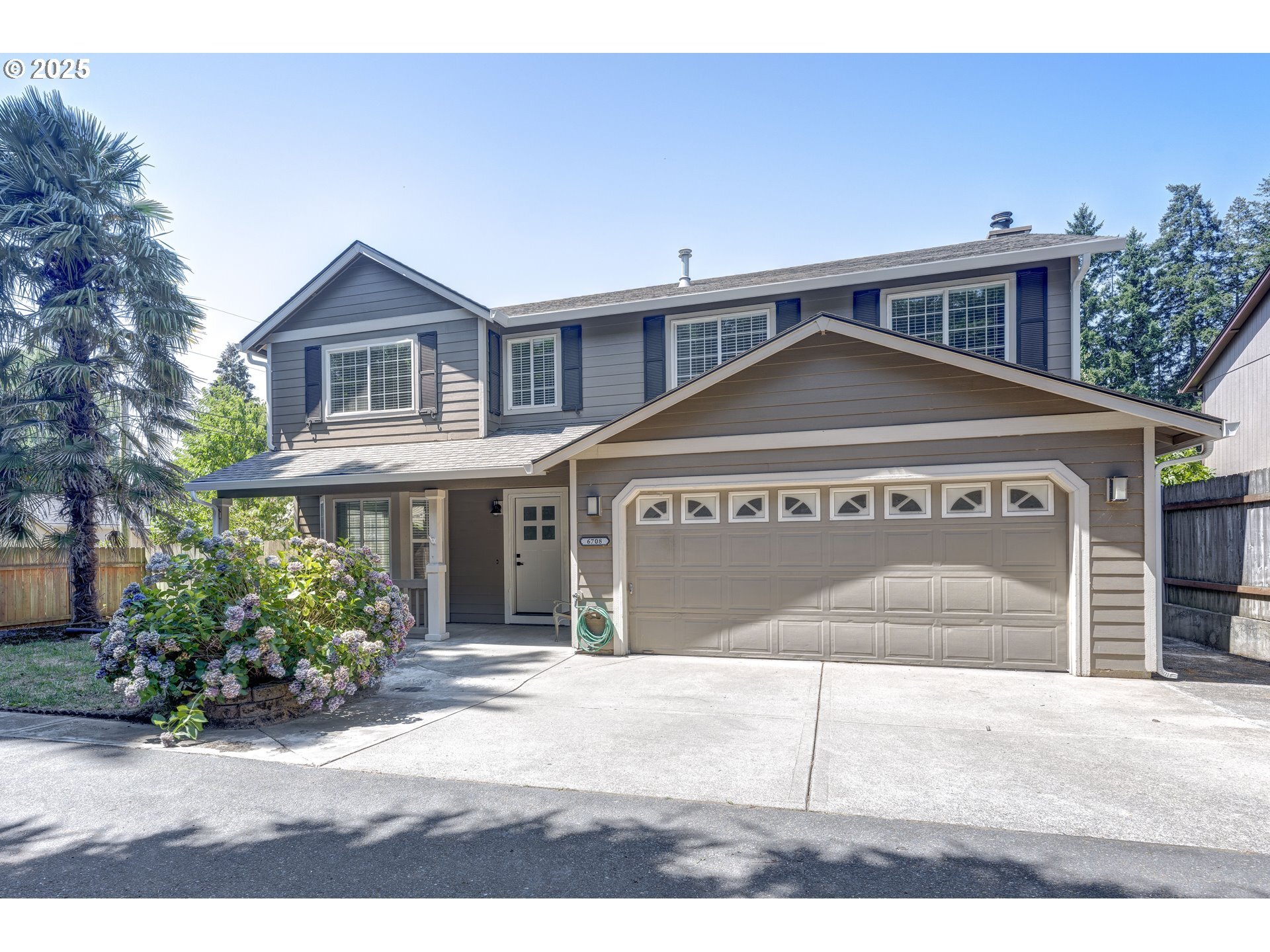 Property Photo: 6708 NE 2nd Pl WA 98665