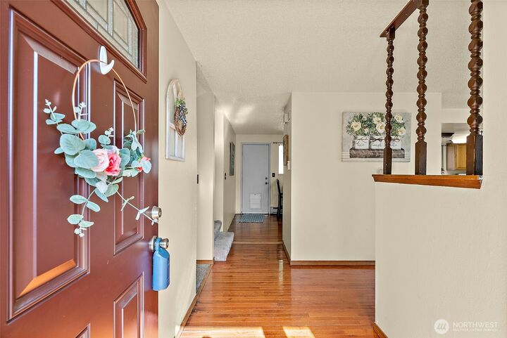 Property Photo:  21043  120th Place SE  WA 98031 