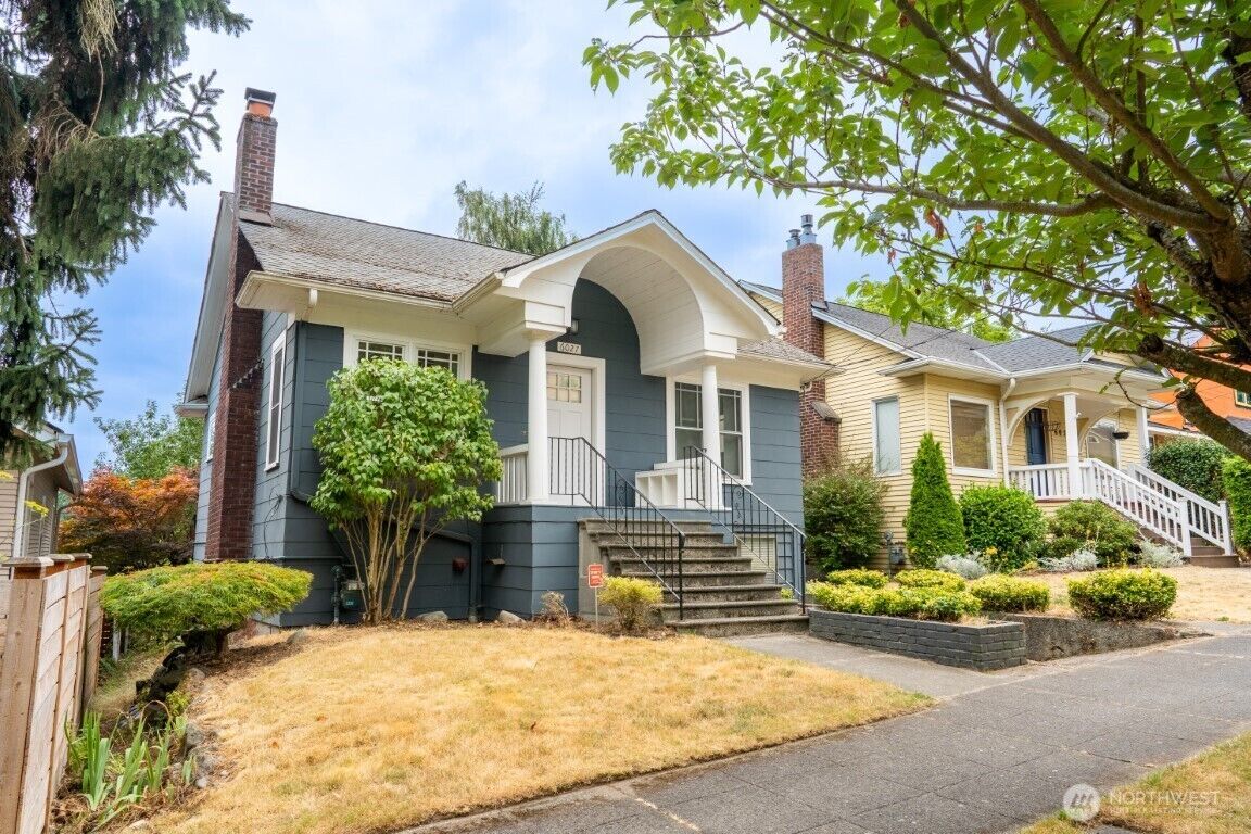 Property Photo: 6027 28th Avenue NE WA 98115