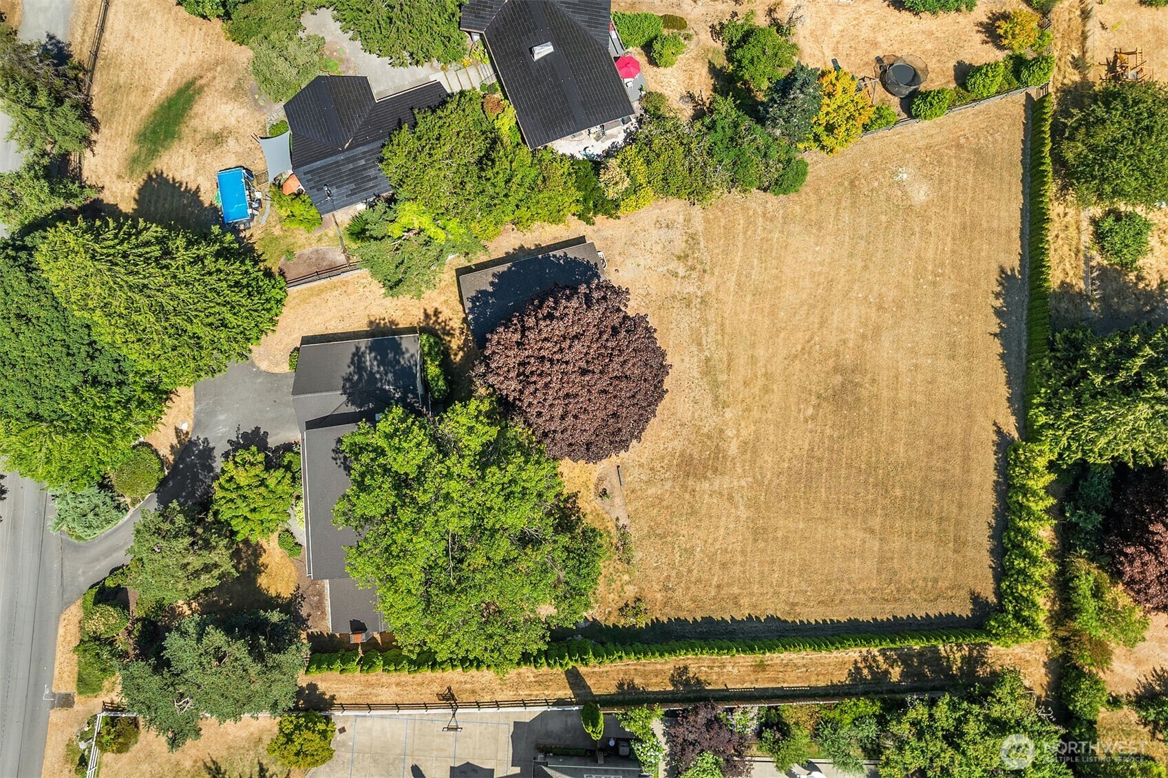 Property Photo:  6140  130th Avenue NE  WA 98033 
