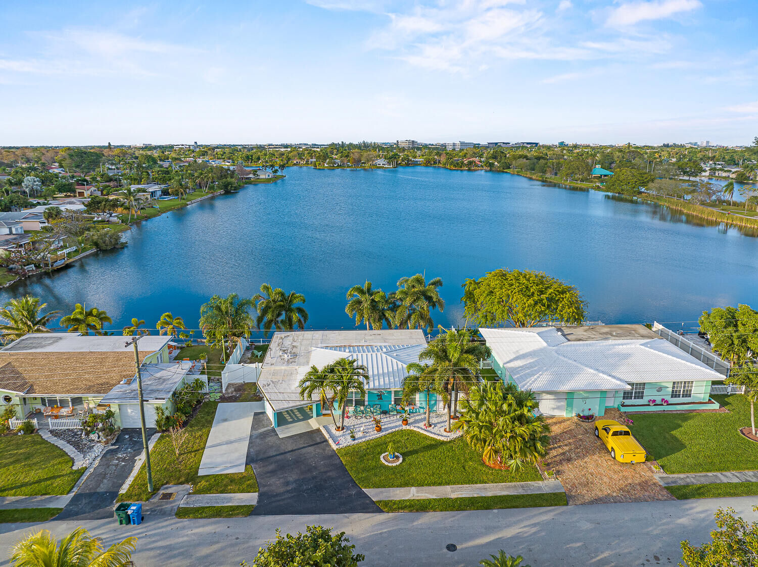 Property Photo: 1741 NW 39th Street FL 33309