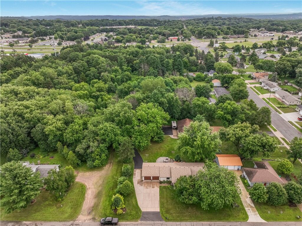 Property Photo: 2037 Preston Road WI 54703