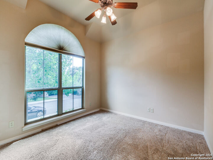 Property Photo:  15 Cascade Glen  TX 78232 