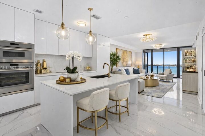 Property Photo:  700 NE 24th St 3502  FL 33137 