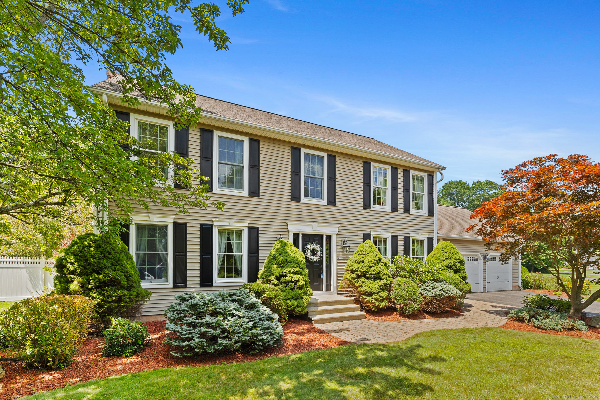 Property Photo: 75 Spinners Run CT 06074