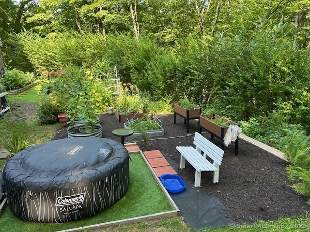 Property Photo:  19 Good Hill Road  CT 06478 