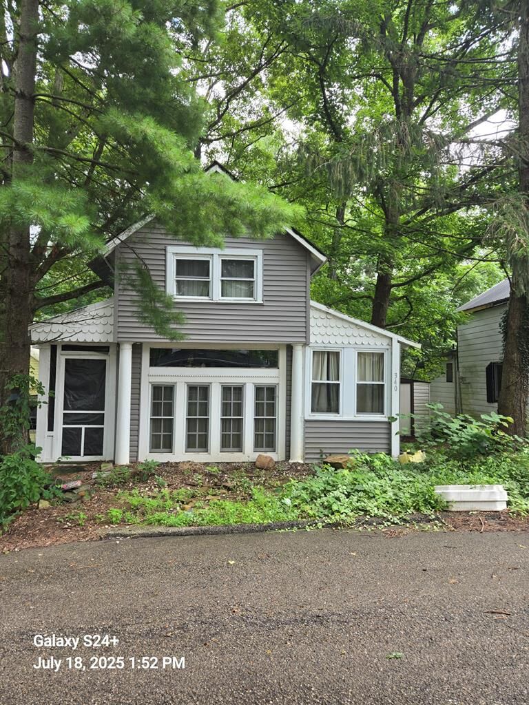 Property Photo:  340 16th St.  OH 43130 
