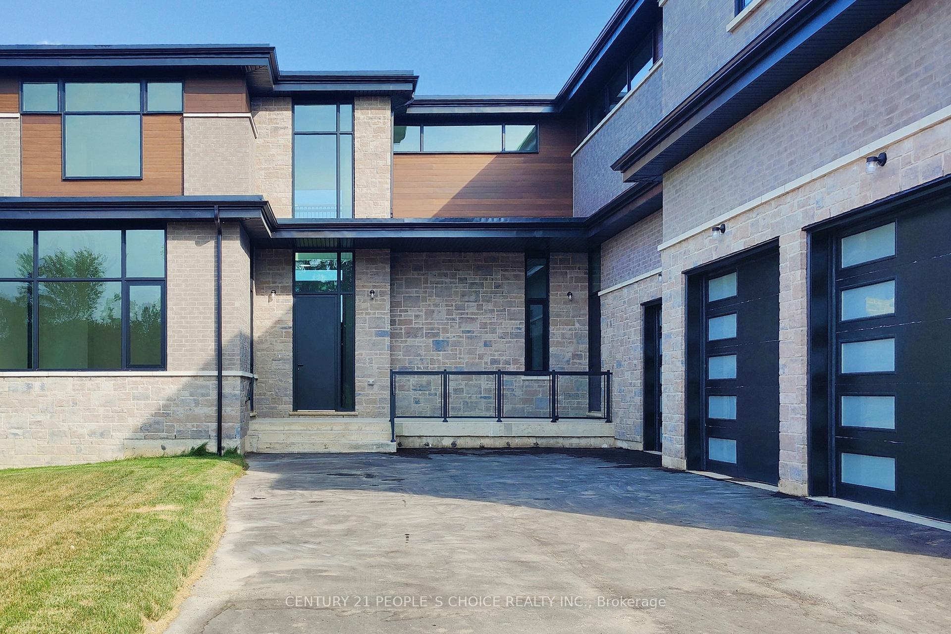Property Photo:  14 Sugarbush Court  ON L7G 4S7 